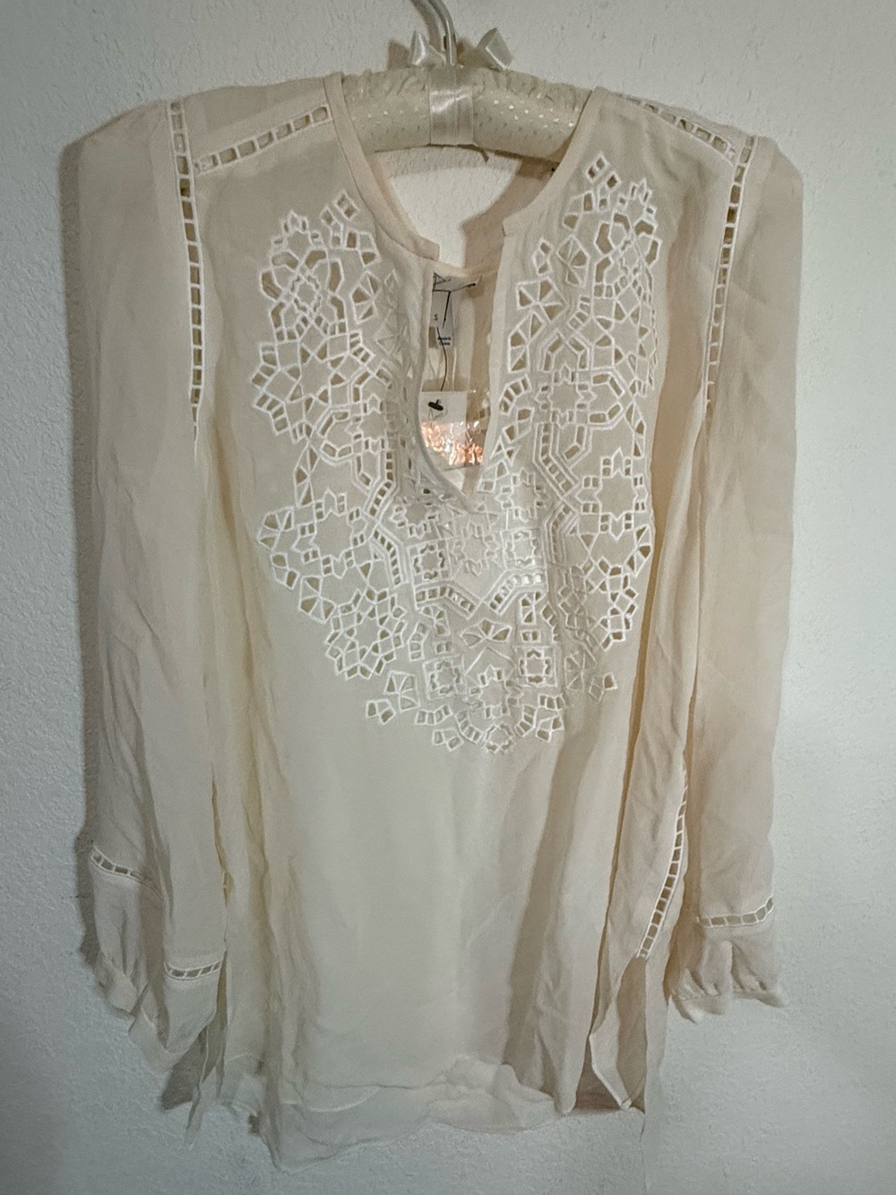 NWT Joie Sheer Summer Cream Embroidered Detail Peasant Top